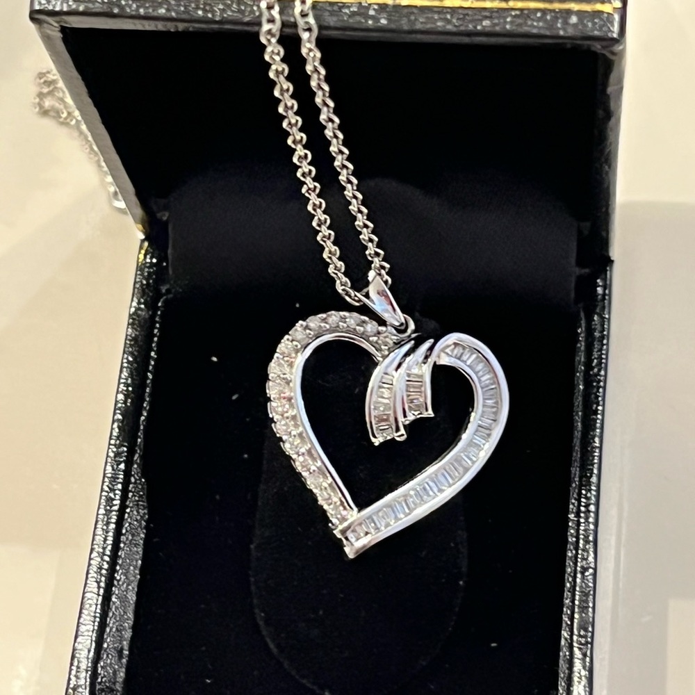 SOLD! 10K Gold Diamond Heart Pendant